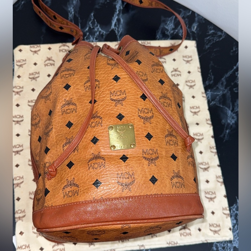 MCM Leather Bucket Drawstring Shoulder Bag AUTHENTIC - Picture 4 of 14